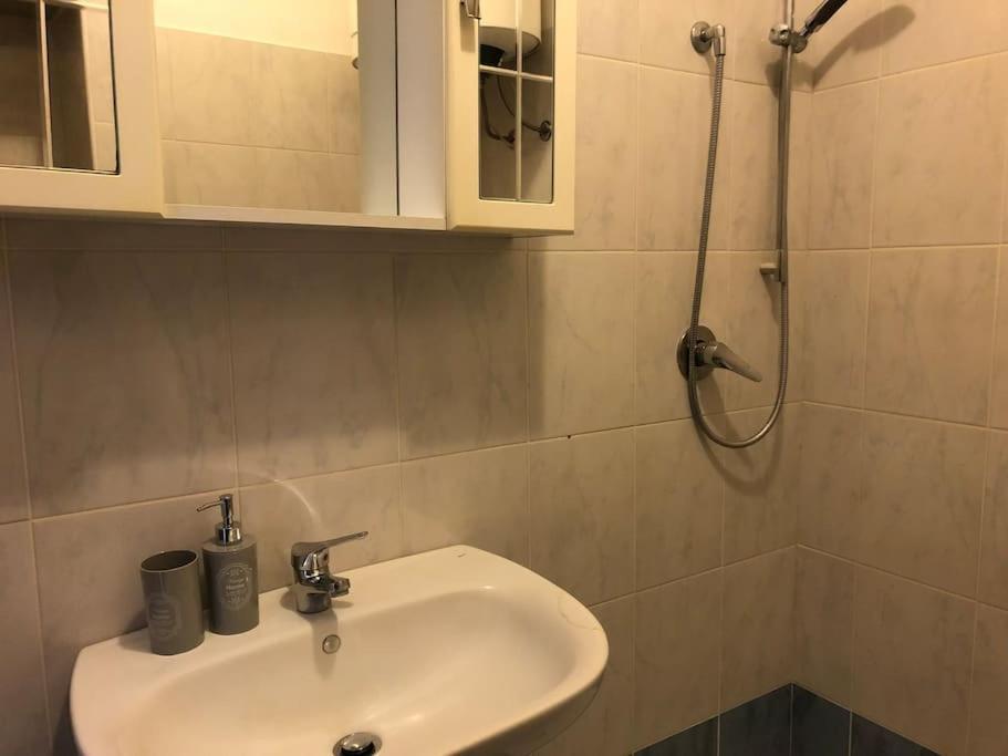 Mini Sarpi Apartment Milan Luaran gambar